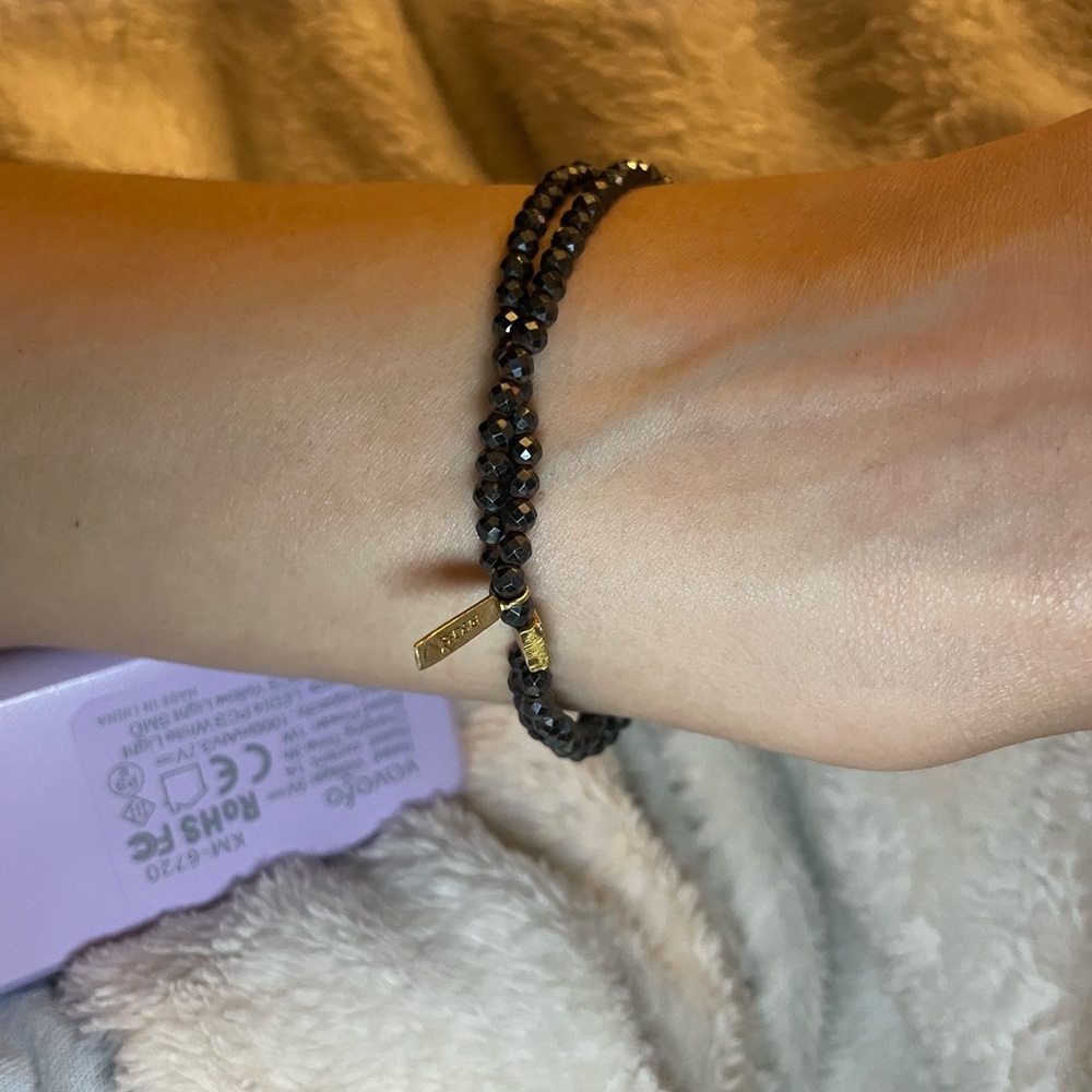 Gold Plate Pisces Zodiac Bracelet with Faceted Hematite and Aquamarine Beads - Picture 5 of 7